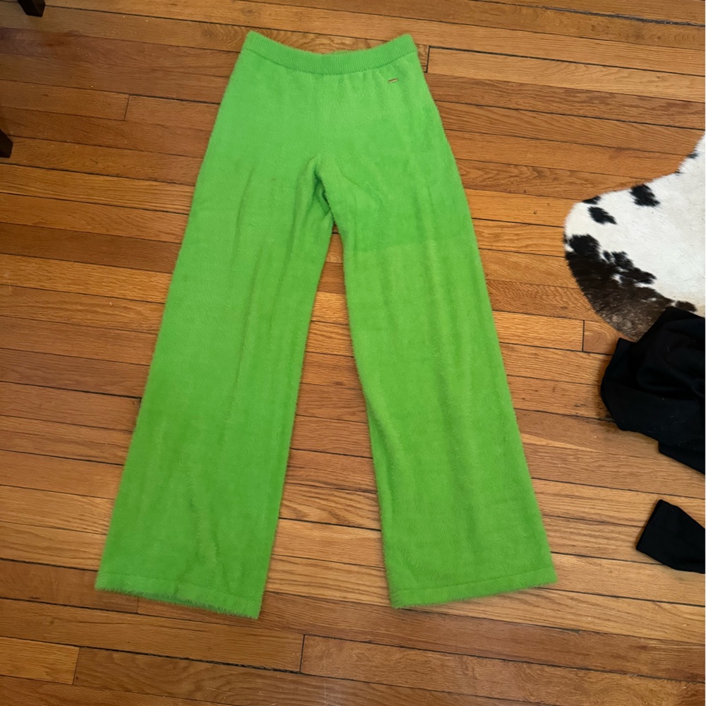 Savage X Fenty PJ Set (Bright Green)-Size Medium